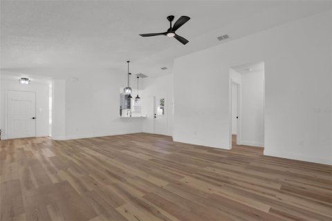 Villa ou maison à vendre à Leesburg, Floride: 2 chambres, 132.29 m2 № 2416939 - photo 11