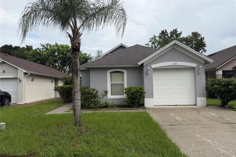 House in Orlando, Florida 3 bedrooms, 115.48 sq.m. № 2364150