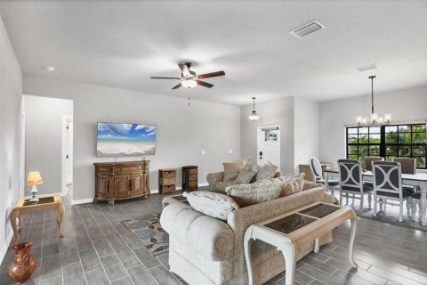 Villa ou maison à vendre à Port Charlotte, Floride: 3 chambres, 156.82 m2 № 1916943 - photo 6