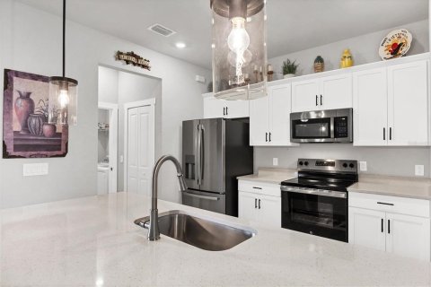 Villa ou maison à vendre à Port Charlotte, Floride: 3 chambres, 156.82 m2 № 1916943 - photo 10