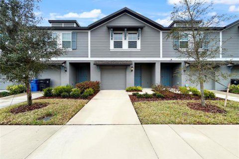 Touwnhouse à vendre à Brandon, Floride: 3 chambres, 141.68 m2 № 1542252 - photo 1