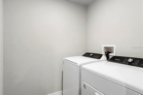 Touwnhouse à vendre à Brandon, Floride: 3 chambres, 141.68 m2 № 1542252 - photo 23