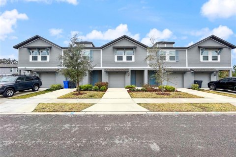 Touwnhouse à vendre à Brandon, Floride: 3 chambres, 141.68 m2 № 1542252 - photo 2