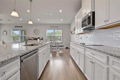 Casa en venta en Clermont, Florida, 5 dormitorios, 280.66 m2 № 1784608 - foto 13