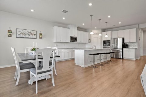 Casa en venta en Clermont, Florida, 5 dormitorios, 280.66 m2 № 1784608 - foto 16
