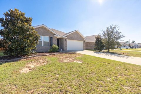 Villa ou maison à vendre à Crestview, Floride: 4 chambres, 172.05 m2 № 2431102 - photo 2