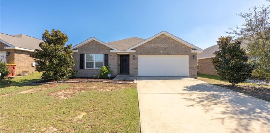 Villa ou maison à Crestview, Floride 4 chambres, 172.05 m2 № 2431102