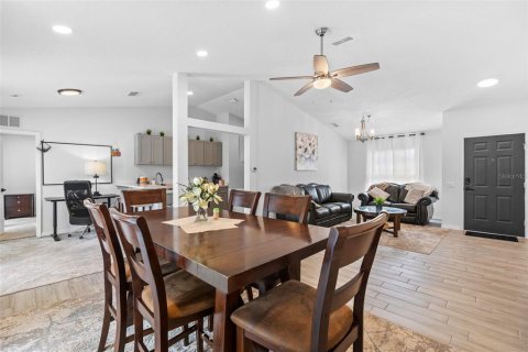 Villa ou maison à vendre à Bradenton, Floride: 3 chambres, 127.46 m2 № 2398724 - photo 6