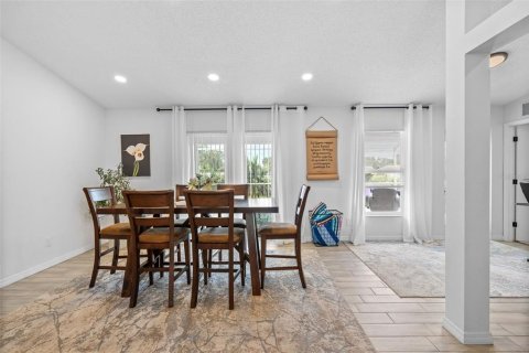 Villa ou maison à vendre à Bradenton, Floride: 3 chambres, 127.46 m2 № 2398724 - photo 12