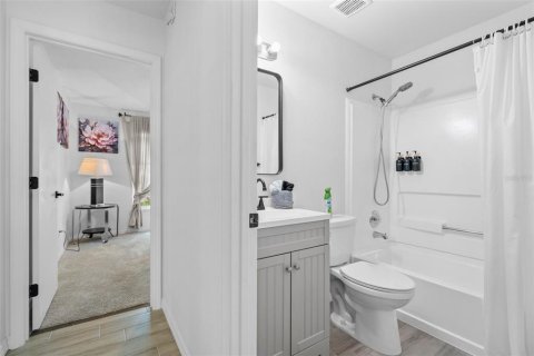 Villa ou maison à vendre à Bradenton, Floride: 3 chambres, 127.46 m2 № 2398724 - photo 24