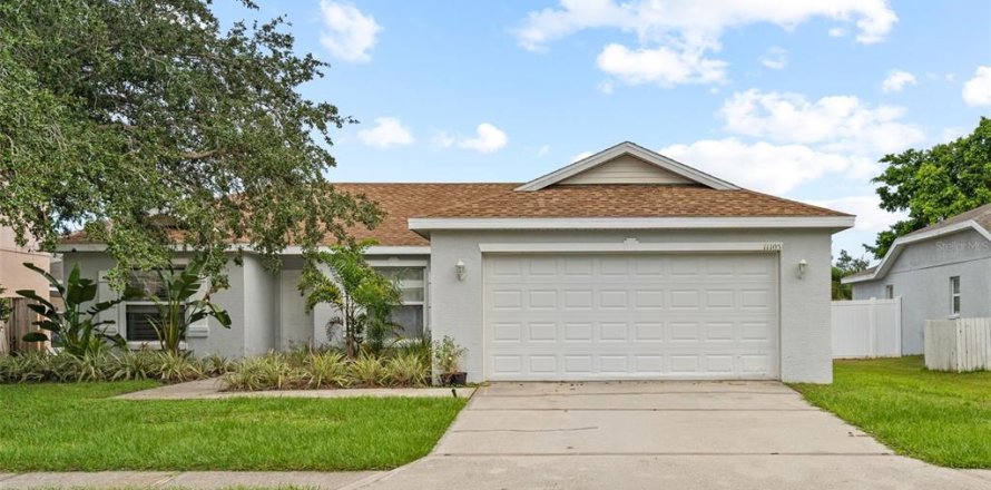 Villa ou maison à Bradenton, Floride 3 chambres, 127.46 m2 № 2398724