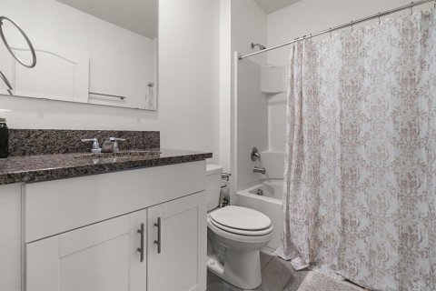 Villa ou maison à vendre à Kissimmee, Floride: 5 chambres, 248.42 m2 № 1821191 - photo 15