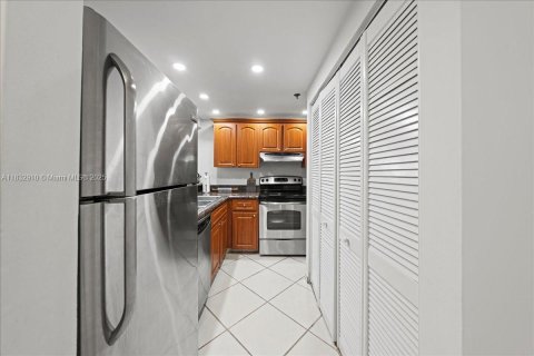Copropriété à vendre à Miami, Floride: 1 chambre, 65.03 m2 № 1814434 - photo 8