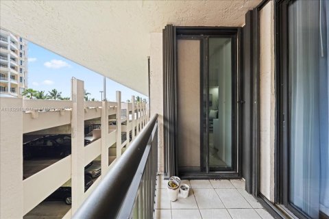 Copropriété à vendre à Miami, Floride: 1 chambre, 65.03 m2 № 1814434 - photo 24