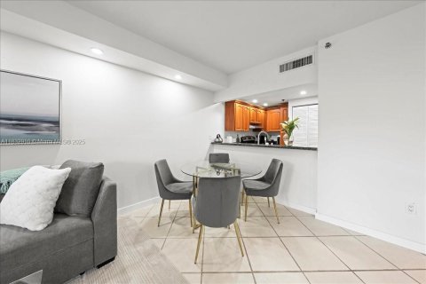 Copropriété à vendre à Miami, Floride: 1 chambre, 65.03 m2 № 1814434 - photo 7
