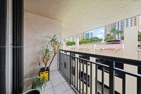 Copropriété à vendre à Miami, Floride: 1 chambre, 65.03 m2 № 1814434 - photo 23