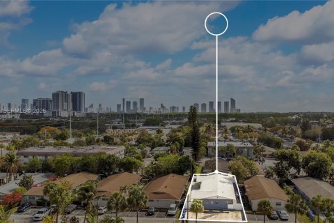 Снять в аренду виллу или дом в Норт-Майами-Бич, Флорида 1 спальня, 102.19м2, № 2046095 - фото 13