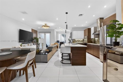 Снять в аренду таунхаус в Дорал, Флорида 4 спальни, 215.25м2, № 2066715 - фото 11