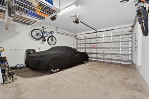 Снять в аренду таунхаус в Дорал, Флорида 4 спальни, 215.25м2, № 2066715 - фото 27