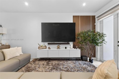 Снять в аренду таунхаус в Дорал, Флорида 4 спальни, 215.25м2, № 2066715 - фото 19