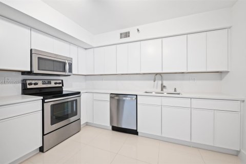 Copropriété à louer à Aventura, Floride: 2 chambres, 125.7 m2 № 2024679 - photo 12