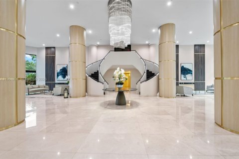 Copropriété à louer à Aventura, Floride: 2 chambres, 125.7 m2 № 2024679 - photo 2