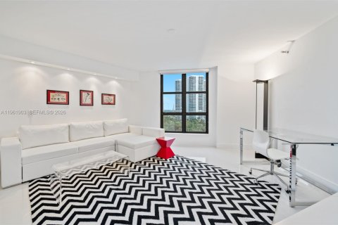 Copropriété à louer à Aventura, Floride: 2 chambres, 125.7 m2 № 2024679 - photo 15