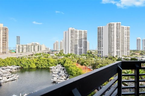 Copropriété à louer à Aventura, Floride: 2 chambres, 125.7 m2 № 2024679 - photo 26