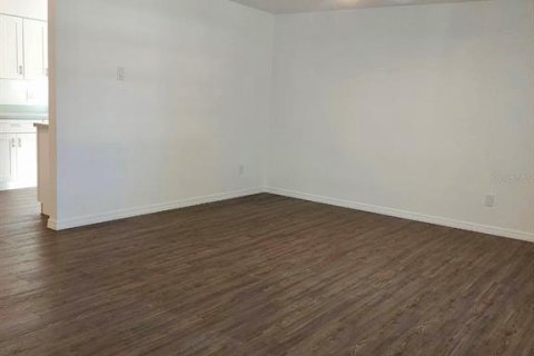 Casa en venta en Edgewater, Florida, 3 dormitorios, 125.42 m2 № 2157362 - foto 7