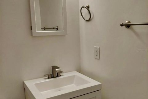 Casa en venta en Edgewater, Florida, 3 dormitorios, 125.42 m2 № 2157362 - foto 30