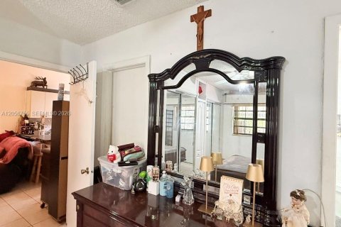 Купить виллу или дом в Хайалиа, Флорида 3 спальни, 118.36м2, № 2254010 - фото 11