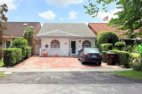 Дом в Хайалиа, Флорида 3 спальни, 118.36м2 № 2254010