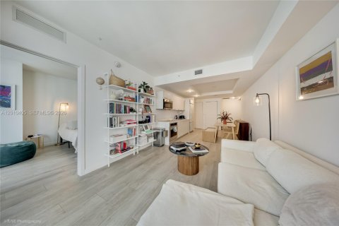 Купить кондоминиум в Майами, Флорида 1 спальня, 63.55м2, № 2090819 - фото 4