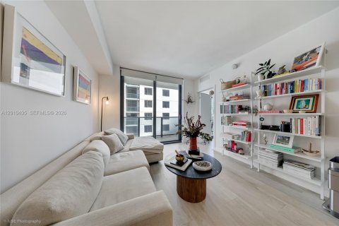 Купить кондоминиум в Майами, Флорида 1 спальня, 63.55м2, № 2090819 - фото 3