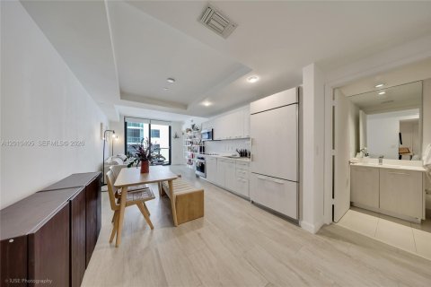 Купить кондоминиум в Майами, Флорида 1 спальня, 63.55м2, № 2090819 - фото 14
