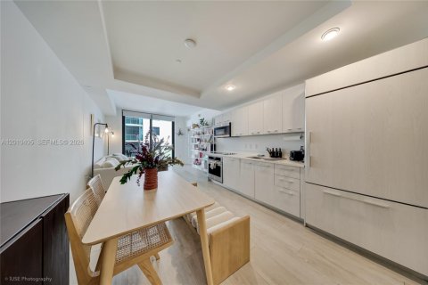 Купить кондоминиум в Майами, Флорида 1 спальня, 63.55м2, № 2090819 - фото 13