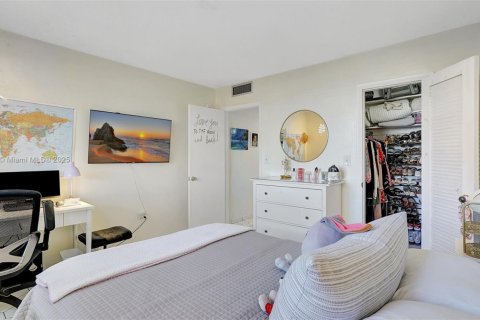 Condominio en venta en Aventura, Florida, 2 dormitorios, 100.61 m2 № 1872031 - foto 22