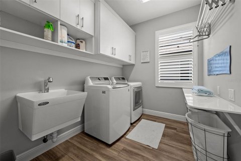 Casa en venta en Bradenton, Florida, 3 dormitorios, 210.7 m2 № 1654688 - foto 30
