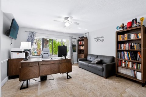 Villa ou maison à vendre à Saint Petersburg, Floride: 4 chambres, 271.55 m2 № 2431812 - photo 14