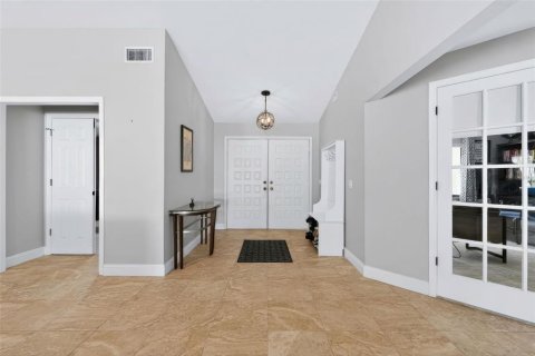 Villa ou maison à vendre à Saint Petersburg, Floride: 4 chambres, 271.55 m2 № 2431812 - photo 10