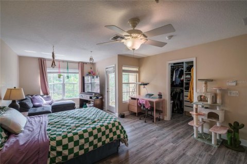 Townhouse in Four Corners, Florida 3 bedrooms, 156.63 sq.m. № 2116223 - photo 20