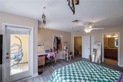 Townhouse in Four Corners, Florida 3 bedrooms, 156.63 sq.m. № 2116223 - photo 19