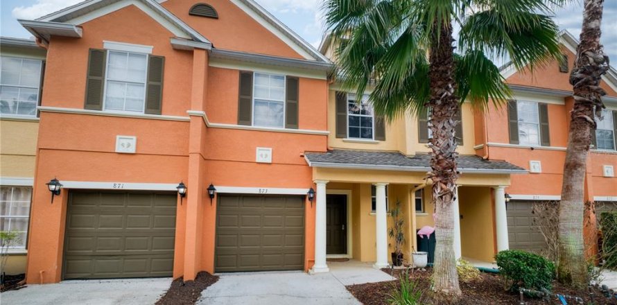 Townhouse in Four Corners, Florida 3 bedrooms, 156.63 sq.m. № 2116223