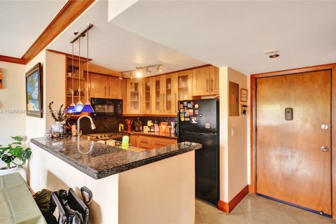 Снять в аренду кондоминиум в Халландейл-Бич, Флорида 1 спальня, 85.93м2, № 2005517 - фото 17