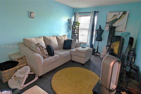 Condominio en venta en Lauderhill, Florida, 3 dormitorios, 195.09 m2 № 2044117 - foto 27