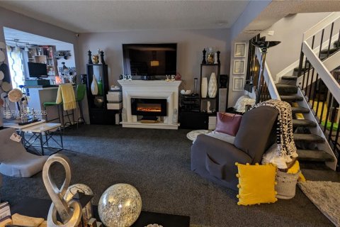 Condominio en venta en Lauderhill, Florida, 3 dormitorios, 195.09 m2 № 2044117 - foto 30