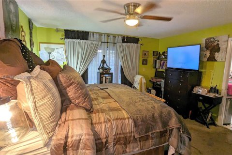 Condominio en venta en Lauderhill, Florida, 3 dormitorios, 195.09 m2 № 2044117 - foto 15