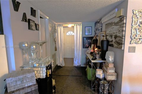 Condominio en venta en Lauderhill, Florida, 3 dormitorios, 195.09 m2 № 2044117 - foto 29