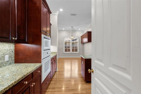 Villa ou maison à vendre à Tampa, Floride: 4 chambres, 351.26 m2 № 1725449 - photo 14