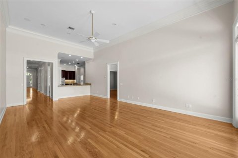 Villa ou maison à vendre à Tampa, Floride: 4 chambres, 351.26 m2 № 1725449 - photo 10